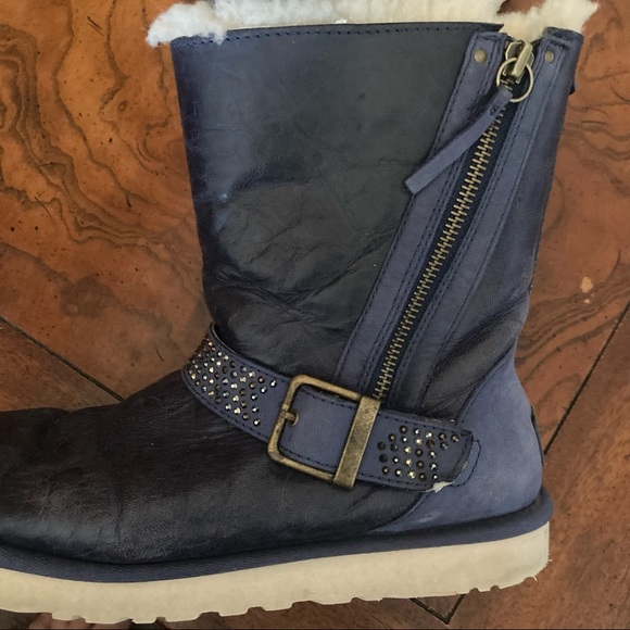 UGG boots, size 7, navy blue with embellishments on buckle, gently used - Picture 2 of 8
